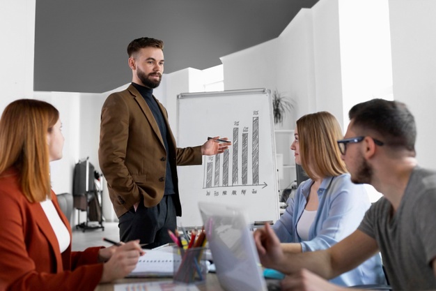 4 Common Sense Financial Tips To Make Your Money Work For You
