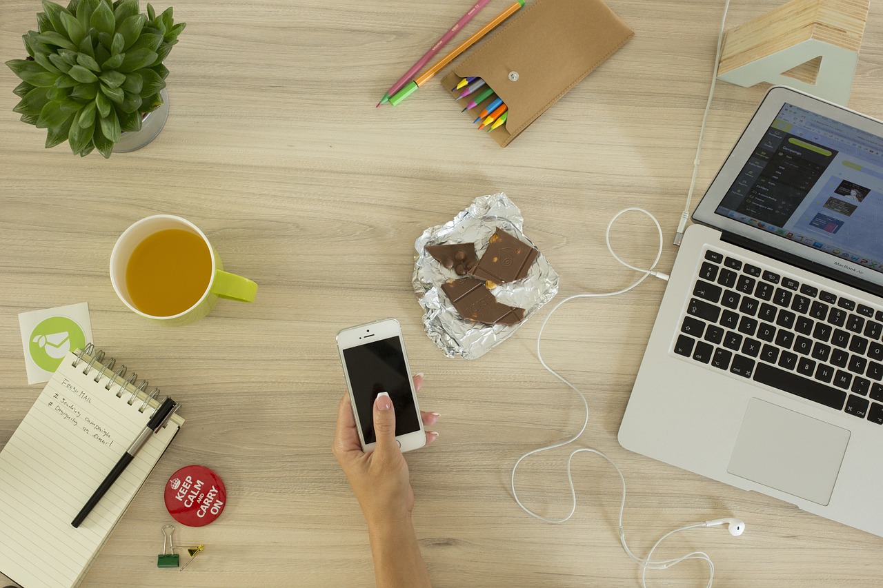 Do you claim your mobile phone, landline and internet in your tax return. Here is what records you need to keep taxman happy!